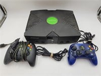 VTG XBOX CONSOLE W/ CONTROLLERS