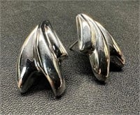 Sterling Silver Swoosh Shape Earrings