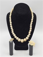 ANTIQUE GRADUATED CARVED IVORY BEAD NECKLACE