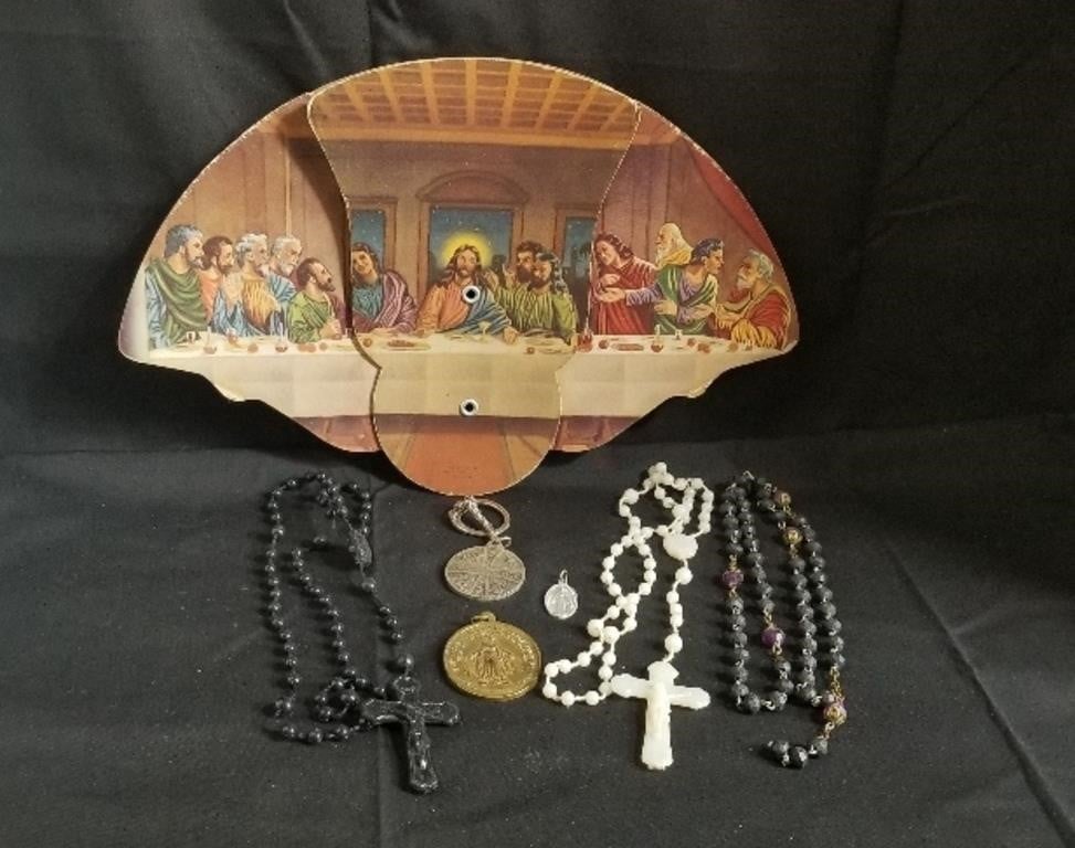 3 Vintage Rosaries  2 Pendants  Keychain