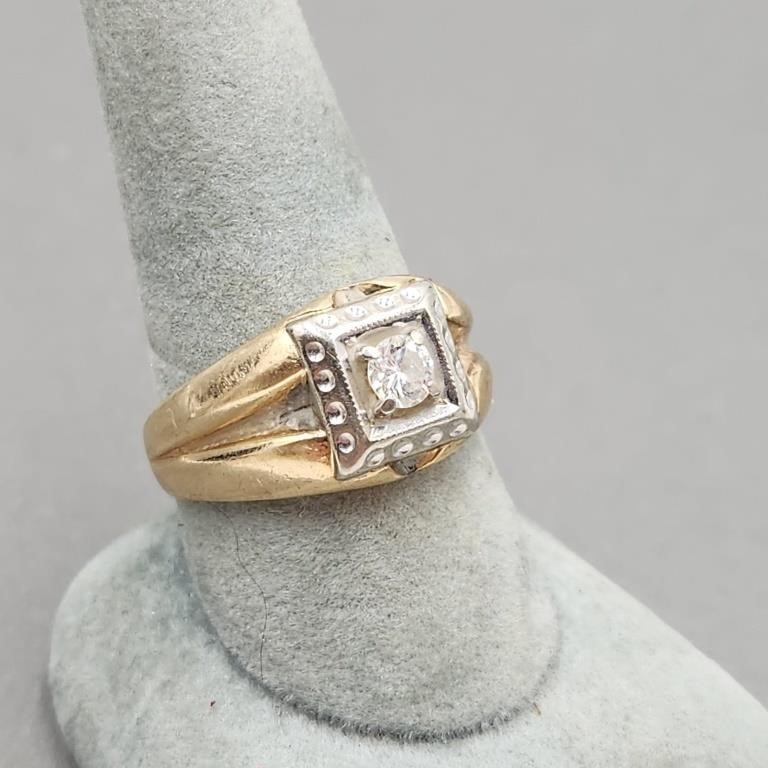 VTG Mens 10K Gold Diamond Ring Size 10