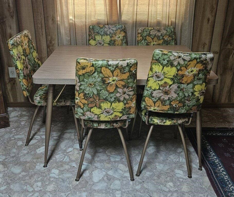 MCM Dining Table & 5 Chair Set
