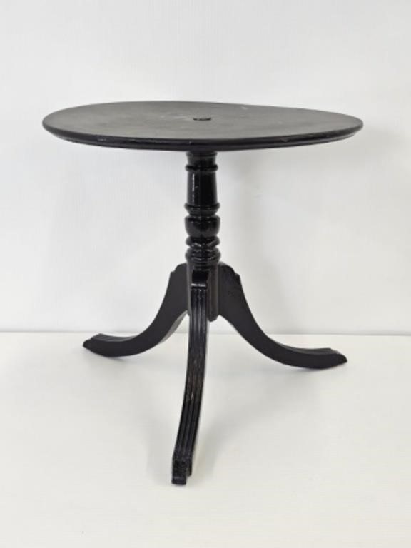 SMALL ROUND STAND - PAINTED BLACK- 17.5" H X 18" D