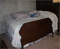 Antique Queen Ann Style Full Size Bed