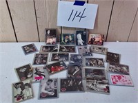(25) COLLECTABLE SEALED ELVIS CARDS