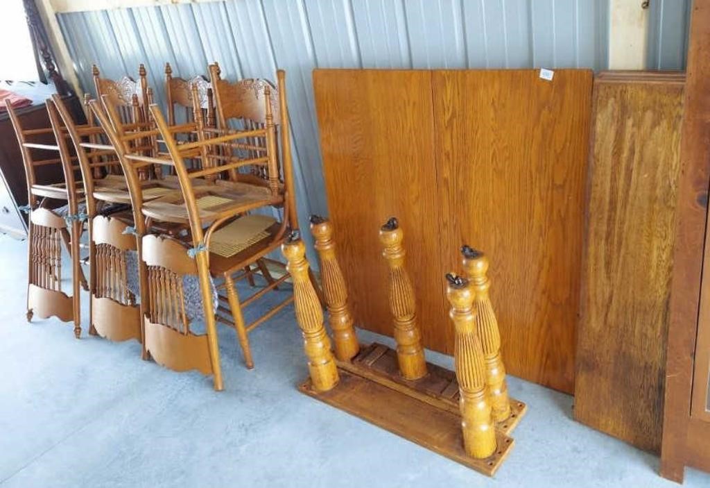 SOLID OAK TABLE SIX CHAIRS 5 LEAFS