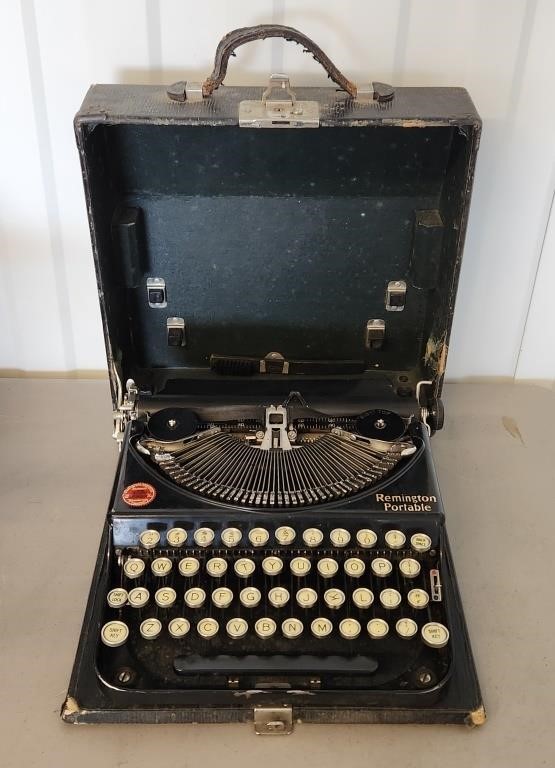 Antique 1920s Remington Portable Typewriter