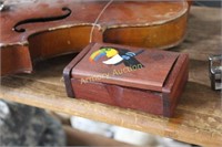 TOUCAN DECORATED BOX