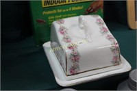FLORAL DECORATED PORCELAIN CHEESE KEEP