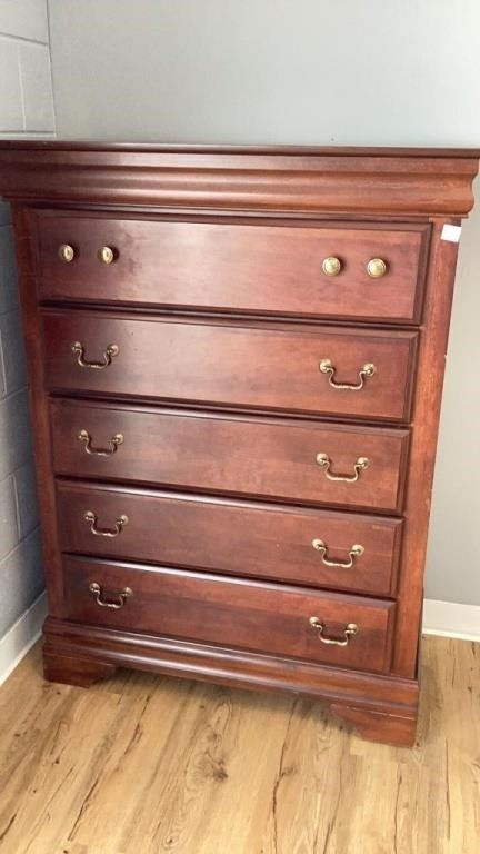 Dresser with 5 drawers, brass hardware, cherry