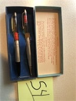 Vintage RCA pen and pencil set