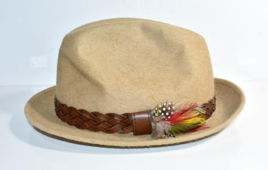 VINTAGE BILTMORE LLAMA FEDORA