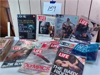(29) LOOK AND LIFE MAGAZINES 60'S & 70'S