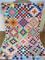 COLORFUL SUMMER QUILT VERY NICE 69 X 103 IN