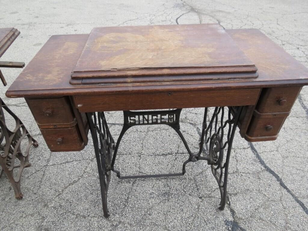 Antique Singer sewing machine w/base.