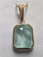 $1500 14K  0.9G, Columbian Emerald 2.3Ct Pendant