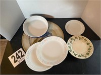 Assortment of Plates(Bd1)