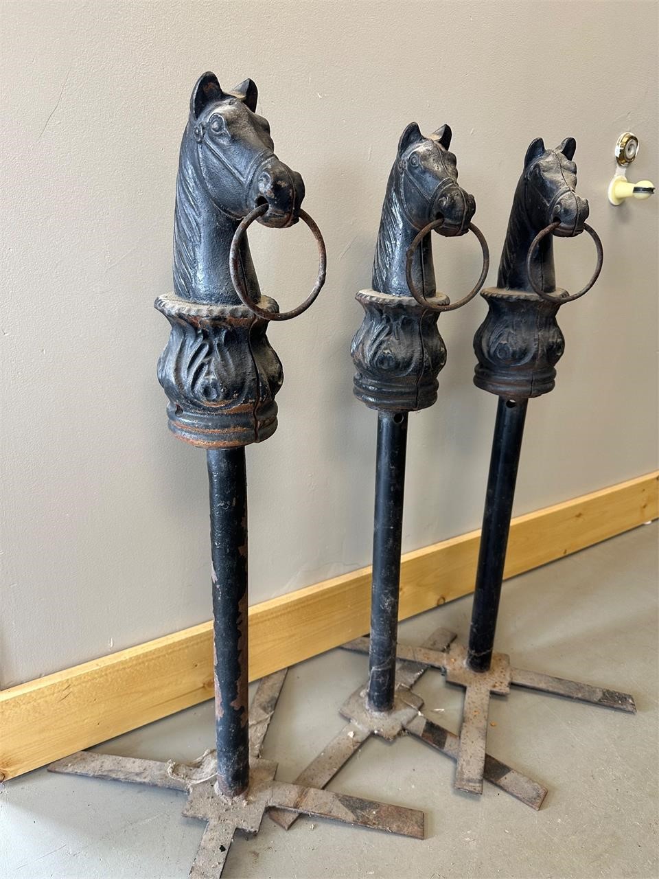 Cast Iron Horse Head Hitching Post 34" Tall