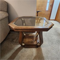 GLASS TOP END TABLE 26X20X26