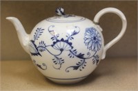 Rare Meissen Blue Onion Pattern Teapot