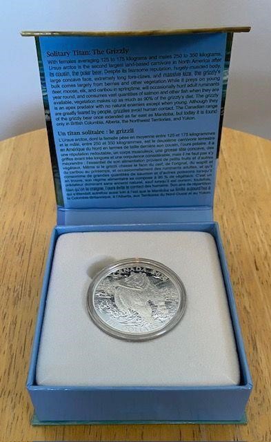 2014 $100 Silver Coin – The Grizzly Bear