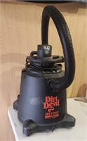Dirt Devil 5HP Wet/Dry Vac with Attachments,