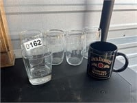Jack Daniels Cup & Glass, 4 Grape Glasses U233