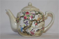 A Beautiful Chinese Ceramic Teapot