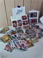 LARGE LOT OF COLLECTABLE TRADING CARDS