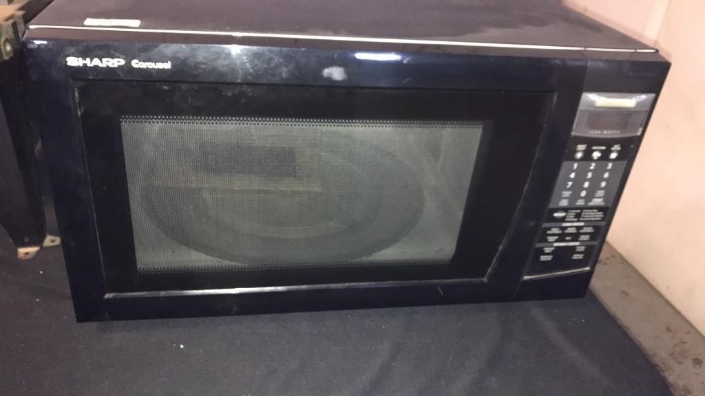 Sharp carousel black microwave