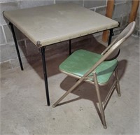 VINTAGE CARD TABLE AND FOLDING CHAIR