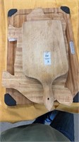 One SABATIER cutting board along with pig shaped