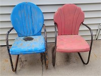 2 VTG. METAL OUTDOOR CHAIRS