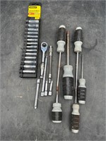 1/4" Sockets, Misc Screw Drivers & Others