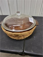 Anchor hocking dish chip in lid