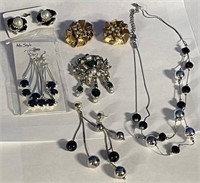Z - MIXED LOT OF COSTUME JEWELRY (J15)