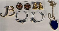 Z - MIXED LOT OF COSTUME JEWELRY (J11)