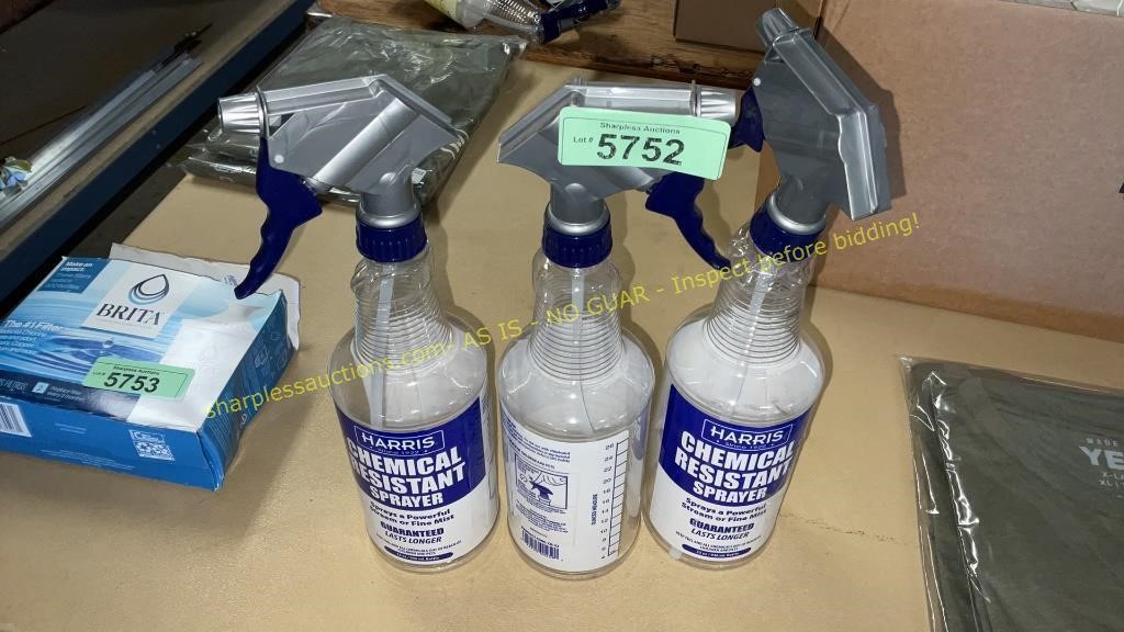 3ct. Harris Chemical Resistant Sprayers