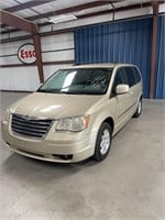 2010 Chrysler TOWN & COUNTRY