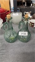 Glass oil and vinegar jars with lid