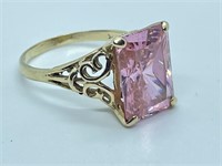 10K Gold Ring With Bold Pink Gemstone