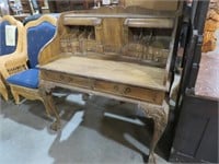 BEAUTIFUL BALL & CLAW FOOT DESK WITH MULTI DRAWERS