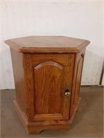 End Table 20"x18" and 20" tall
