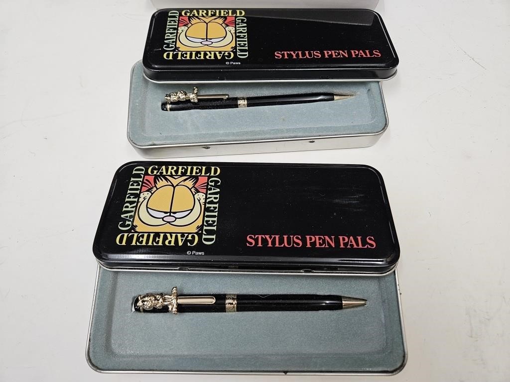 2 Garfield Ink Pens w/Tins