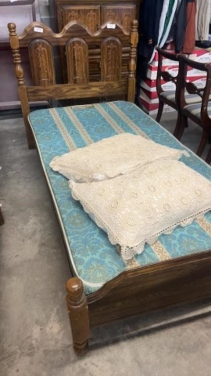Twin Bed with Box Spring