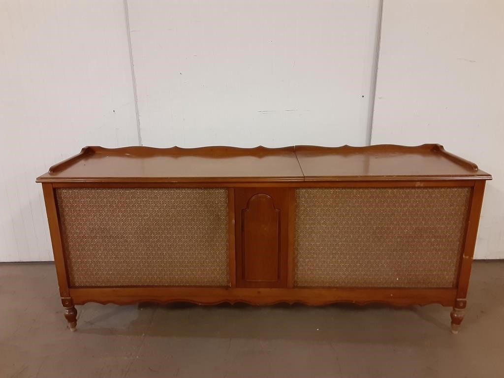 Vintage Philco Solid State Stereo 59"x16" and 24"