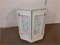 End Table w/Storage 20"x20" and 22" tall