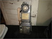 VINTAGE COIL OPERATED TELEPHONE QSD3A