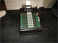 BURROUGHS PORTABLE ADDING MACHINE