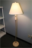 Ivory 5’ Floor Lamp